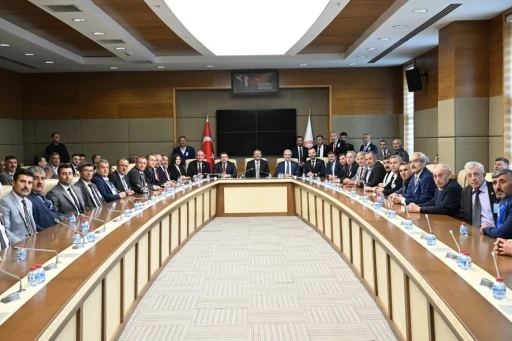 K&uuml;tahya&rsquo;da mahalle ve k&ouml;ylerin sorunları masaya yatırıldı
