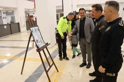 Kütahya’da Polis Haftası etkinlikleri, miniklerden anlamlı şiirler ve resimler
