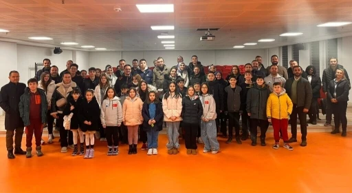 K&uuml;tahya&rsquo;da "Sporda medikal destek semineri" d&uuml;zenlendi
