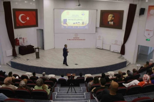 K&uuml;tahya&rsquo;da sene sonu rehber &ouml;ğretmenler toplantısı d&uuml;zenlendi
