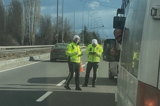 K&uuml;tahya&rsquo;da trafik denetimi
