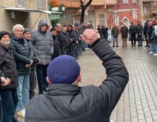 K&uuml;tahya&rsquo;da yarım asırlık bayram geleneği yaşatılıyor
