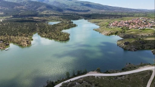 K&uuml;tahya&rsquo;daki Enne Barajı 3 yıl aradan sonra y&uuml;zde 100 doluluk oranına ulaştı
