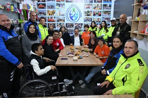 K&uuml;tahya Emniyeti&rsquo;nden anlamlı ziyaret
