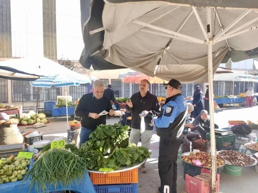K&uuml;tahya Emniyeti&rsquo;nden semt pazarlarında g&uuml;venlik bilgilendirmesi
