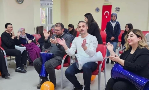 K&uuml;tahya Huzurevine anlamlı ziyaret
