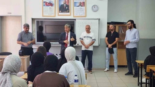 Kütahya İl Milli Eğitim Müdürü Yılmaz: &quot;Çözüm üretmek bizim görevimiz&quot;
