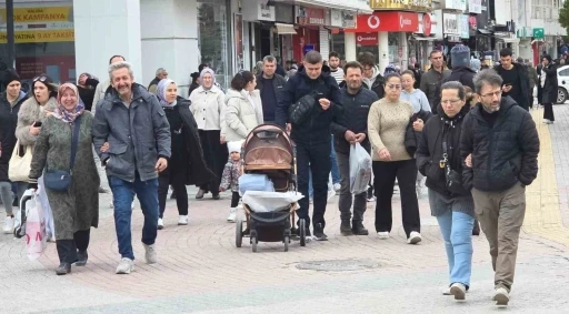 K&uuml;tahya&rsquo;nın 2025 evlilik ve medeni durum karnesi a&ccedil;ıklandı
