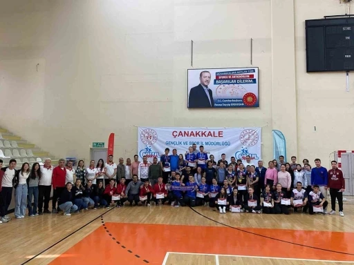 K&uuml;tahya&rsquo;nın gururu Pazarlar Spor Lisesi T&uuml;rkiye finallerinde
