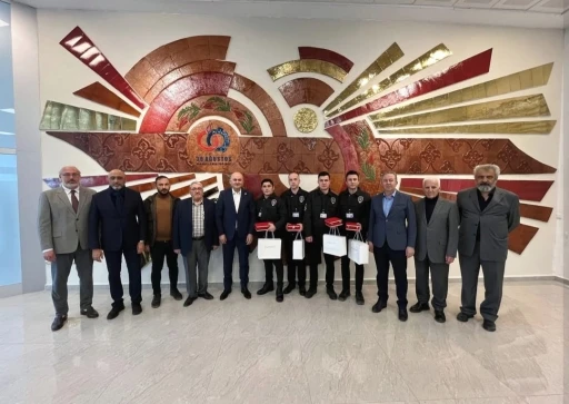 Kütahya OSB’de yangın tehlikesini önleyen güvenlik personellerine plaket
