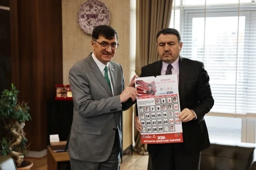 K&uuml;tahya Şehitler Takvimi valilik makamına takdim edildi
