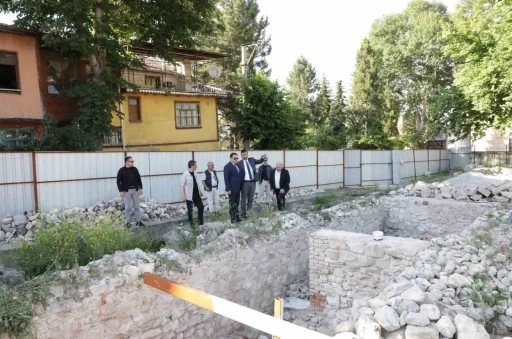 K&uuml;tahya Yakup &Ccedil;elebi İmaret K&uuml;lliyesi&rsquo;nde restorasyon &ccedil;alışmaları
