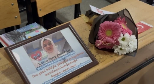 Kutsal topraklarda hayatını kaybeden &ouml;ğrenci i&ccedil;in anma programı
