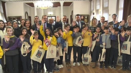 &lsquo;K&uuml;t&uuml;phanelerdeyiz&rsquo; etkinliği Ankara&rsquo;da &ouml;ğrencilerle buluştu
