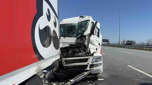 Kuzey Marmara Otoyolu&rsquo;nda zincirleme kaza: 1 yaralı

