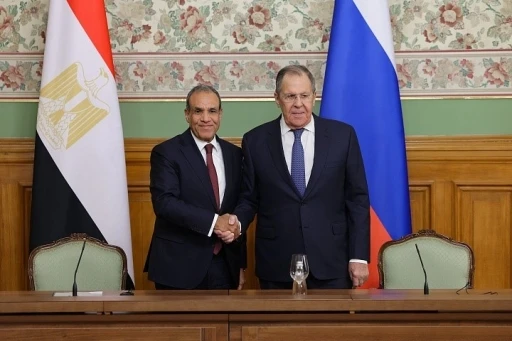 Lavrov: "ABD&rsquo;nin sadece H&uuml;rm&uuml;z&rsquo;&uuml;n a&ccedil;ılmasını talep etmesi değil, savaşı sonlandırması da gerekiyor"
