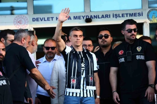 Leandro Trossard, Beşiktaş i&ccedil;in İstanbul&rsquo;a geldi
