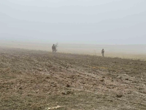 Libya Genelkurmay Başkanı Al-Haddad&rsquo;ın i&ccedil;inde bulunduğu jetin enkazının olduğu alanda g&uuml;venlik &ouml;nlemleri artırıldı
