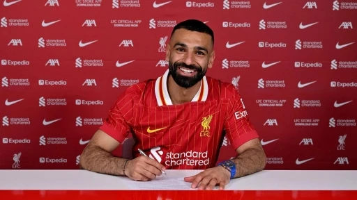 Liverpool, Muhammed Salah ile sözleşme uzattı

