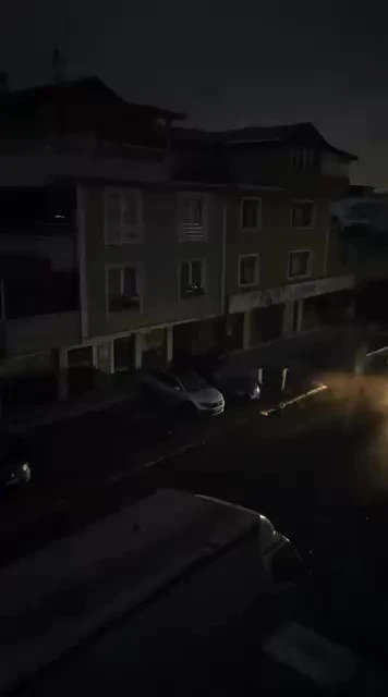 Lodos ile Kocaeli karanlığa g&ouml;m&uuml;ld&uuml;
