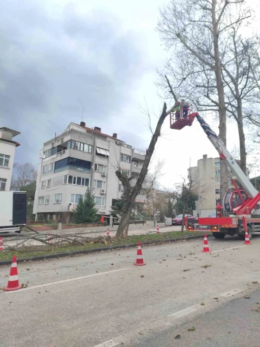 Lodosa karşı b&uuml;y&uuml;kşehir ekipleri sahada
