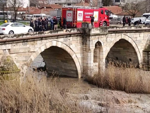 L&uuml;leburgaz&rsquo;da dere yatağında ceset bulundu
