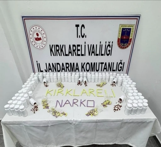 L&uuml;leburgaz&rsquo;da uyuşturucu operasyonu: Binlerce hap ele ge&ccedil;irildi
