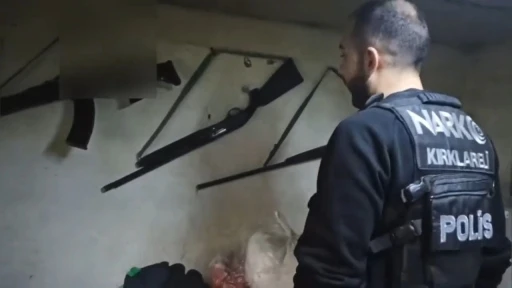 L&uuml;leburgaz&rsquo;da uyuşturucu operasyonunda 3 tutuklama
