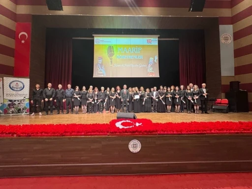 SANATSEVERLERE UNUTULMAZ BİR GECE YAŞATILDI