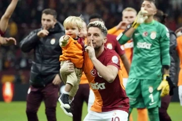 Maç sonu 3’lüsü Dries Mertens’ten
