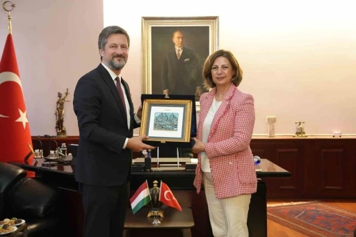 Macaristan Büyükelçisi Mtis Başkan Ünlüce’yi ziyaret etti
