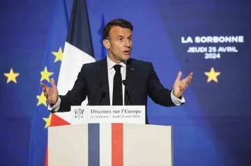 Macron: “Avrupa’mız ölümlüdür ve ölebilir”
