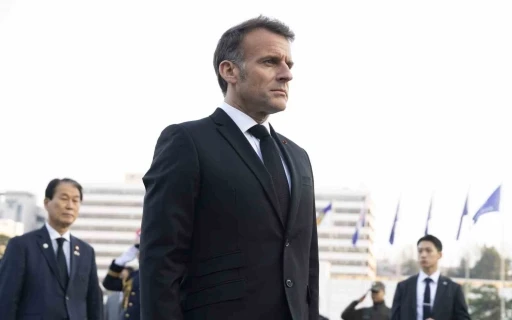 Macron: "H&uuml;rm&uuml;z Boğazı&rsquo;nın askeri operasyonla a&ccedil;ılması fikri ger&ccedil;ek&ccedil;i değil"
