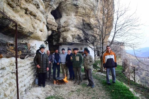 Mağarada geçen bir ömür, dünya ekranlarında
