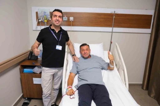 Makedonya’dan geldi, depremzede şehirde şifa buldu
