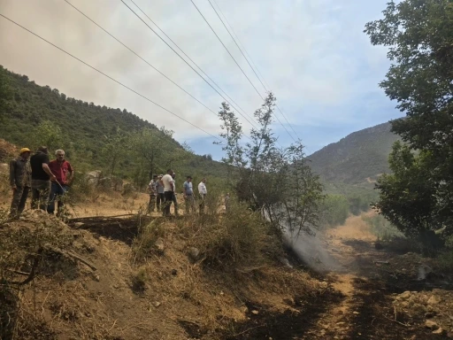 Makilik alanda korkutan yangın

