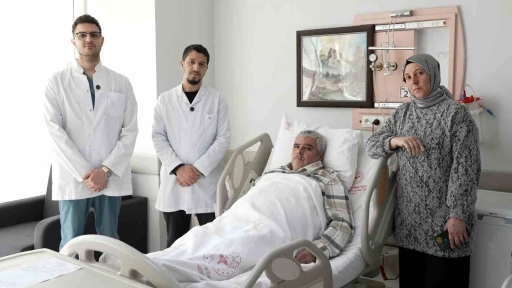 Malatya&rsquo;da 20 santimetrelik kitle kapalı y&ouml;ntemle &ccedil;ıkarıldı

