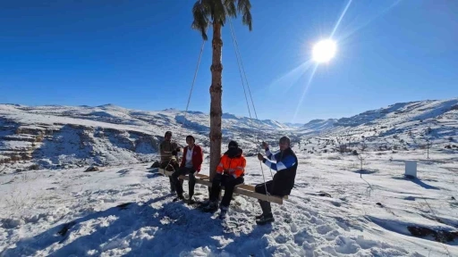 Malatya&rsquo;da bin 600 rakımda dondurucu soğuklara aldırış etmediler
