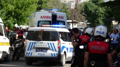 Malatya&rsquo;da cinnet ge&ccedil;iren baba, eşini ve kızını &ouml;ld&uuml;rd&uuml;
