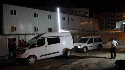 Malatya&rsquo;da gen&ccedil; iş&ccedil;i şantiyede &ouml;l&uuml; bulundu
