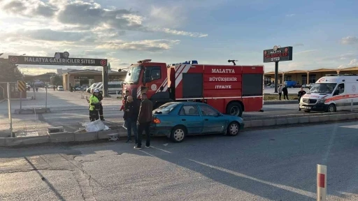Malatya&rsquo;da iki ara&ccedil; &ccedil;arpıştı: 1 yaralı
