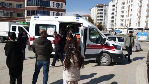 Malatya&rsquo;da otomobille motosiklet &ccedil;arpıştı: 1 yaralı
