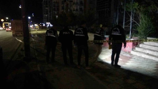 Malatya’da &quot;Aracıma su sıçrattın&quot; kavgası: 5 yaralı
