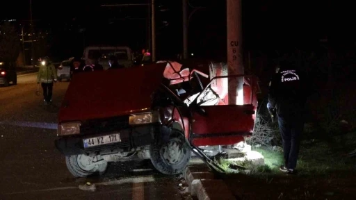 Malatya&rsquo;da &uuml;&ccedil; aracın karıştığı kazada 2 kişi yaralandı
