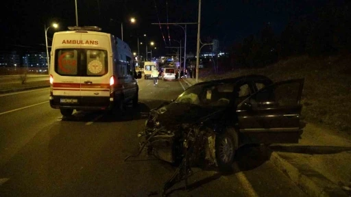 Malatya&rsquo;da &uuml;&ccedil; aracın karıştığı kazada 4 kişi yaralandı
