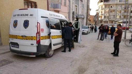 Malatya&rsquo;da yaşlı adam evinde &ouml;l&uuml; bulundu
