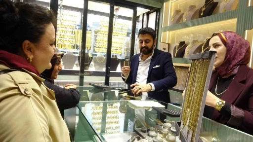 Malatya&rsquo;da yeni &ccedil;arşıda kepenkler a&ccedil;ılıyor
