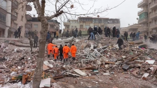 Malatya&rsquo;da yıkılan bina davasında 8 sanığa ceza
