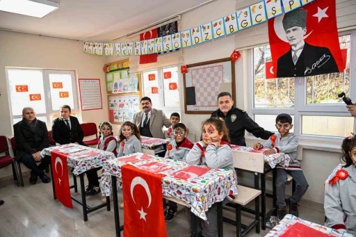 Malatya Emniyeti minik kalplere dokundu
