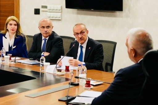 Malatya i&ccedil;in g&ouml;r&uuml;şmeler, &uuml;lke g&uuml;ndemine yakın takip
